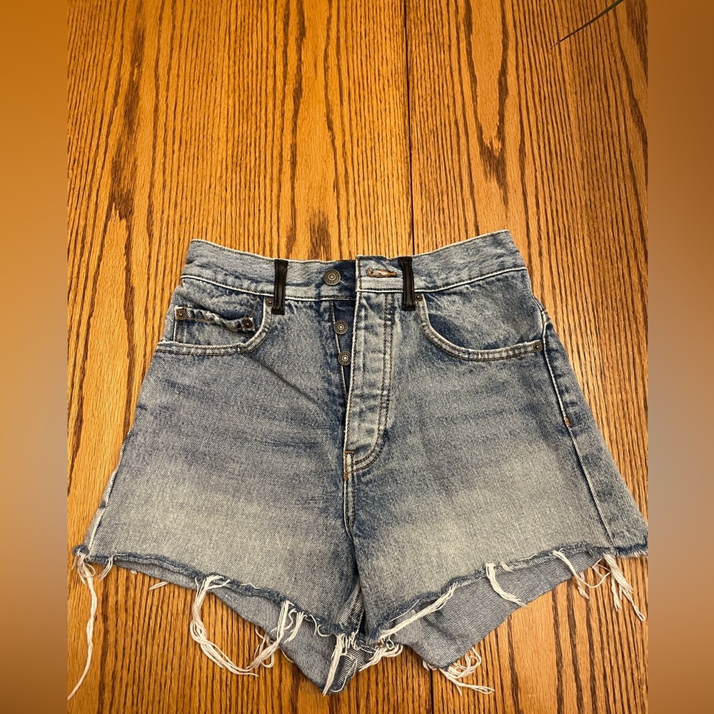 THE KOOPLES JEANS DISTRESSED SHORT